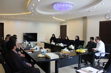 تجلیل مدیر عامل زهراوی از تعدادی همکار خانم بمناسبت روز ملی عفاف و حجاب 