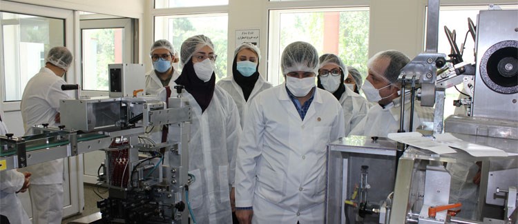 بازدید اساتید، رزیدنت ها و دانشجویان دانشگاه علوم پزشکی تبریز از شرکت داروسازی زهراوی  