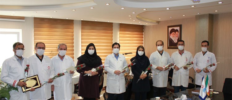 تجلیل از داروسازان توسط مدیر عامل محترم شرکت داروسازی زهراوی
